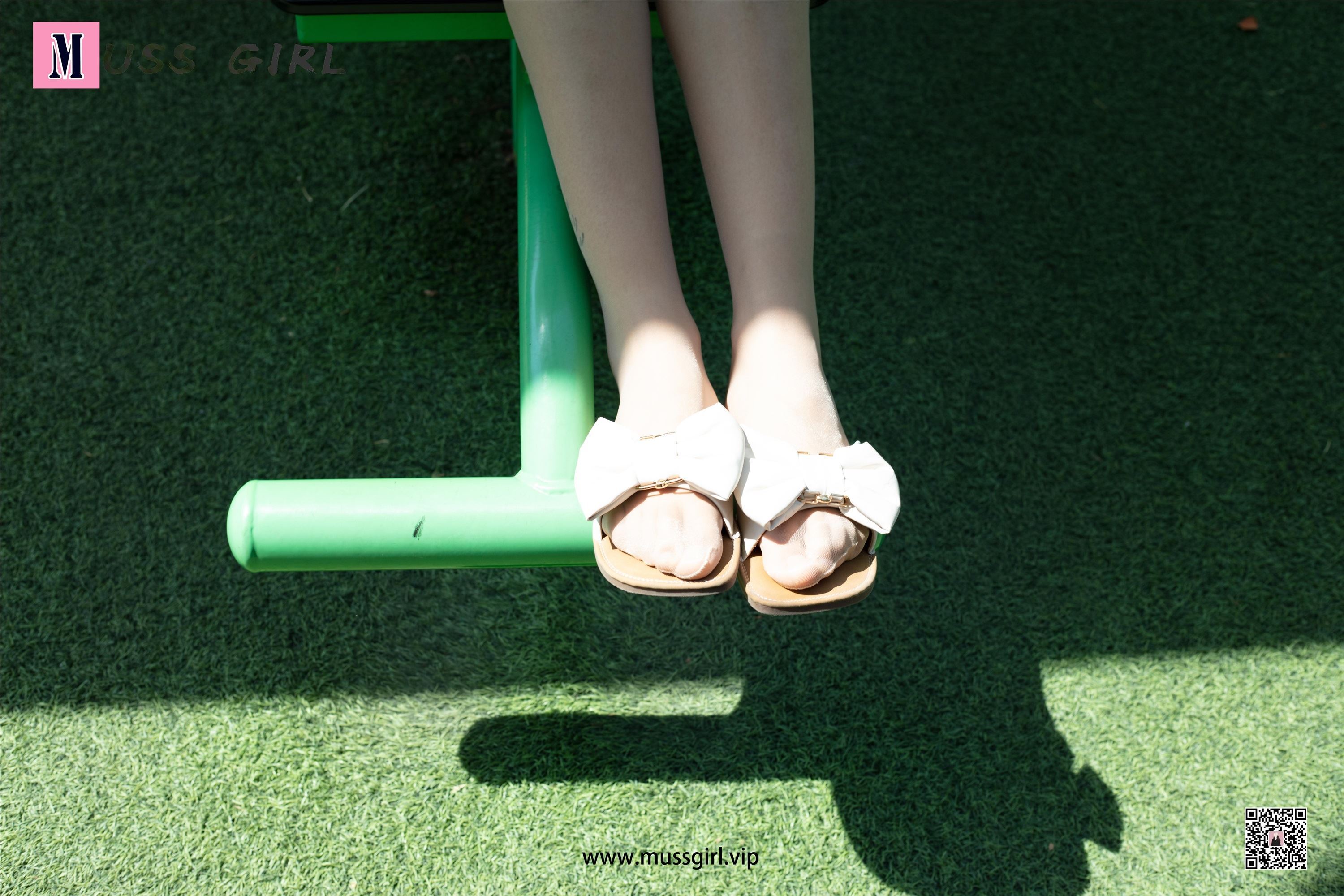 MussGirl慕丝女郎  NO.212 牛仔热裤肉丝美女2